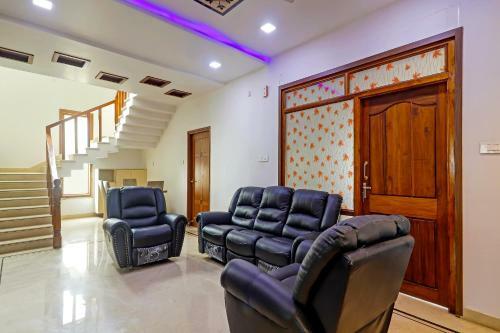 Hostal Oyo Homes 78526 Sangham Residency