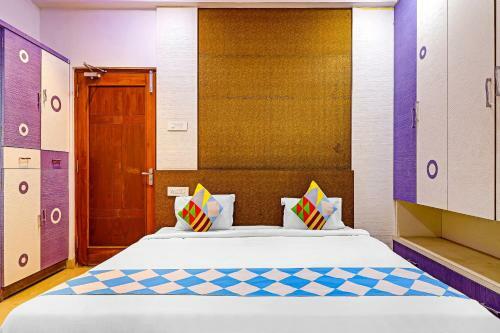 Hostal Oyo Homes 78526 Sangham Residency