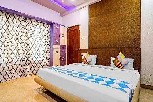 Hostal Oyo Homes 78526 Sangham Residency