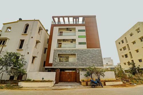 Hostal Oyo Homes 78526 Sangham Residency