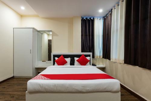Oyo 29896 Hotel Forest Inn