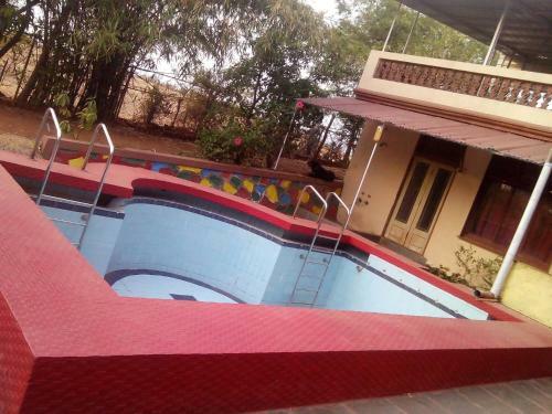 Hotel Mtdc Meghdhanush Park