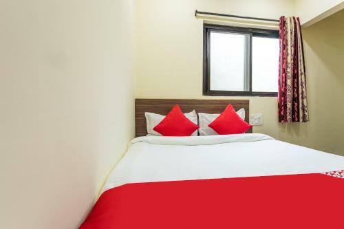 Oyo 47033 Hotel Krishna