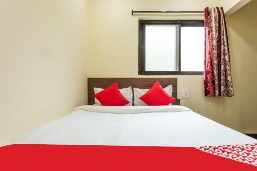 Oyo 47033 Hotel Krishna