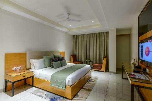 Express11 Hotel