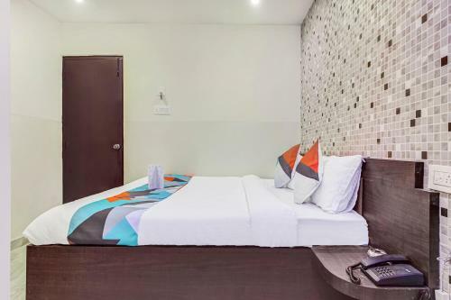 Hotel Fabexpress Acroinn
