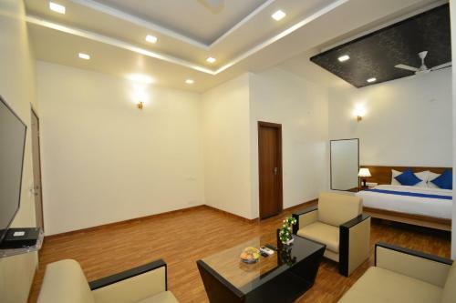 Hotel Sarvmangla Garden