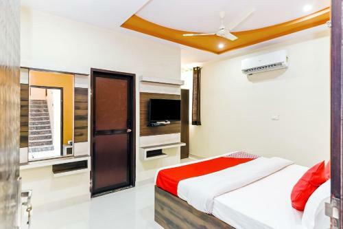 Oyo 30328 Hotel Shyam Palace