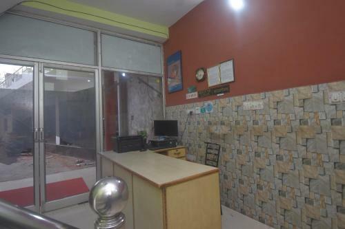 Hotel Oyo 36200 Murli Guest House