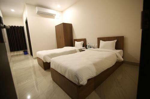The Royal Hills Hotel & Resort