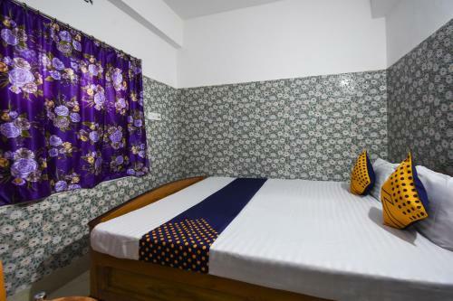 Hotel Oyo 74755 Grand Red Villa
