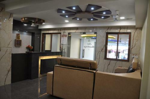 Hotel Sau Residency