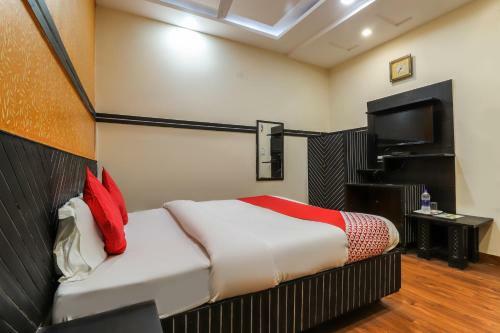 Oyo 62485 Hotel City Palace