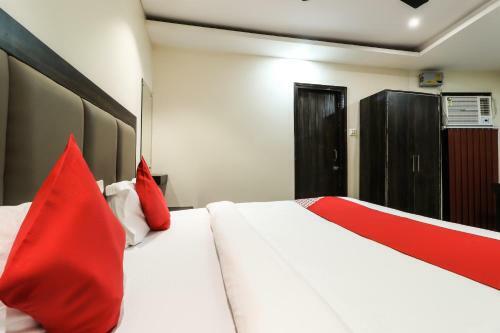 Oyo 62485 Hotel City Palace