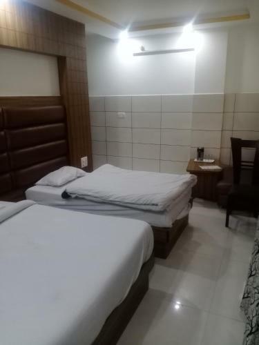 Hotel Girnar Palace Katra