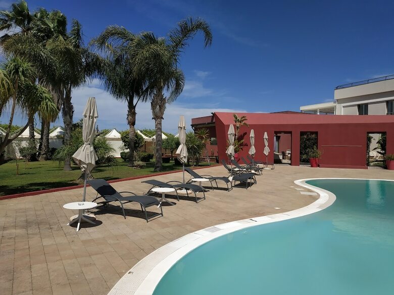Albatros Hotel