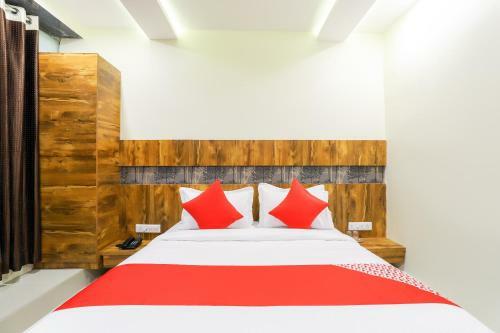 Oyo 64029 Hotel Phoenix