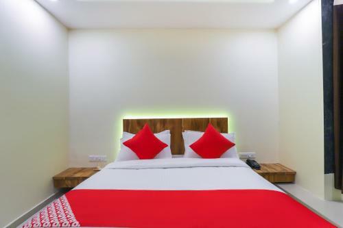 Oyo 64029 Hotel Phoenix