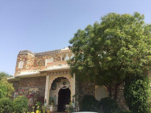 Hotel Sultan Bagh Ranthambhore- An Ethnic Camp Resort