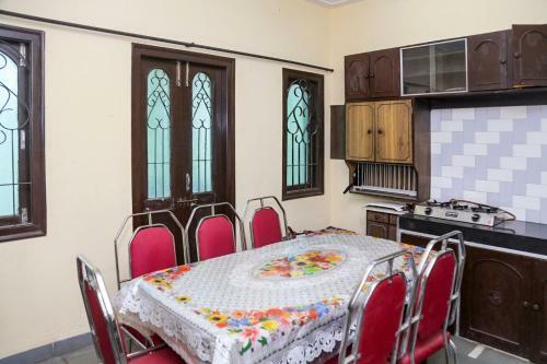 Hotel Ronak Cottage
