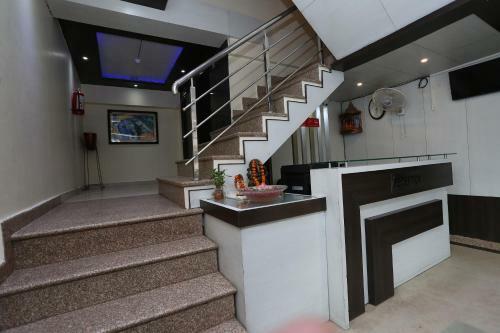 Hotel Oyo Flagship 77588 R K International