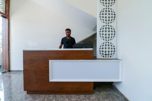 Hotel Capital O 66851 Tribata Elite
