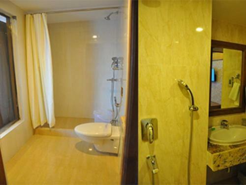 Hotel The Vijay Park - Airport