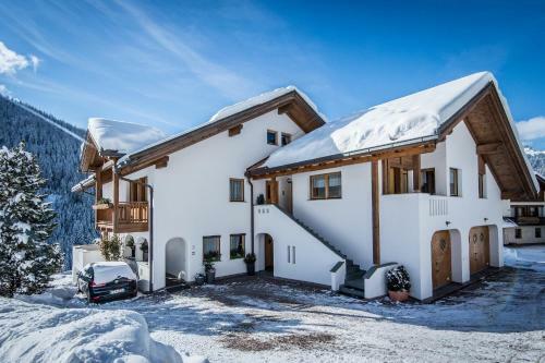 Apartaments Tino