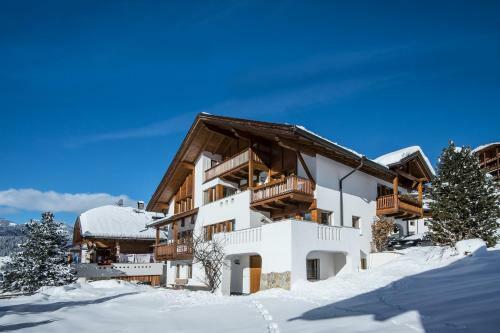 Apartaments Tino