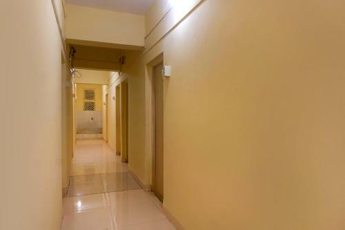 Hotel Spot On 65339 New Royal Lodge