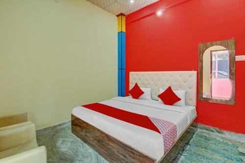 Oyo 77381 Hotel Gg Farms