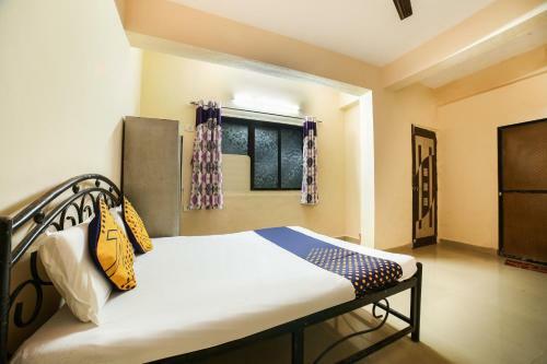 Hotel Spot On 65808 Sai Krupa Lodgeing