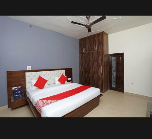 Hostal Hotel Signature Villa