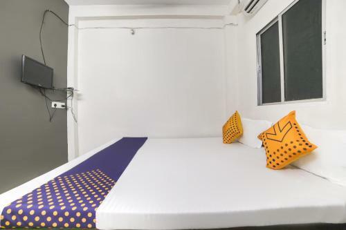 Hotel Spot On 63069 Anuj Guest House