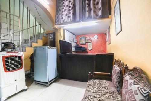 Hotel Spot On 63069 Anuj Guest House