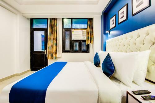 Hotel Silverkey Executive Stays 42891 Hira Palace