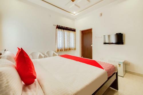 Hotel Oyo 37958 Rvn Guest Inn