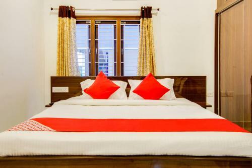 Hotel Oyo 37958 Rvn Guest Inn
