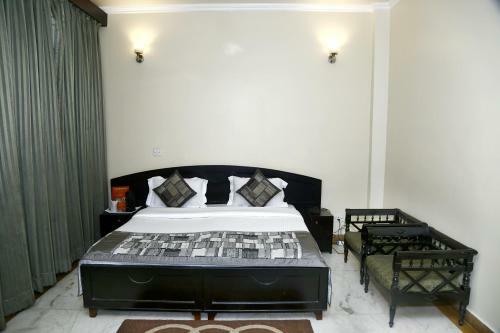 Hotel City Centre Inn - Couple Friendly Stays