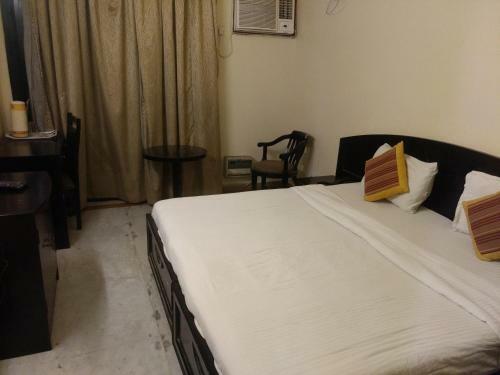 Hotel City Centre Inn - Couple Friendly Stays