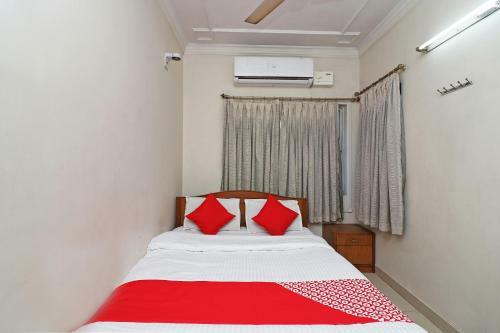 Oyo 29941 Hotel Hukum Palace