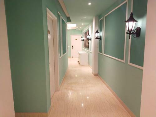 Globus Hotel - Harriet