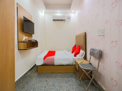 Oyo 75705 Hotel Ars Inn