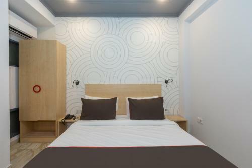 Hotel Oyo 80121 Collection O Roshan's Inn