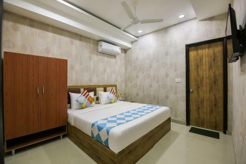 Hotel Oyo Flagship 76399 Rajouri Garden