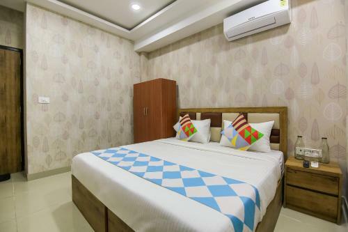 Hotel Oyo Flagship 76399 Rajouri Garden