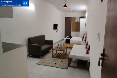 Airport Hotel Dev Palace