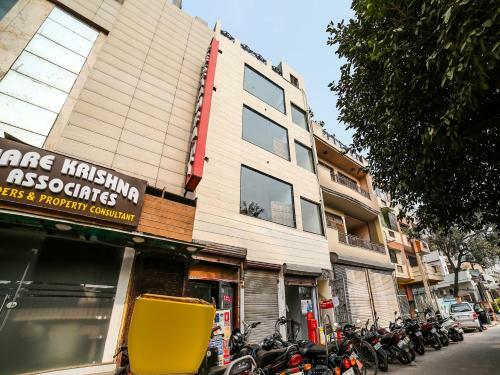 Oyo 26589 Hotel Royal Town