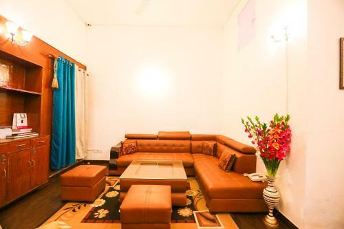 Hotel Oyo 62702 Golden Home Stay