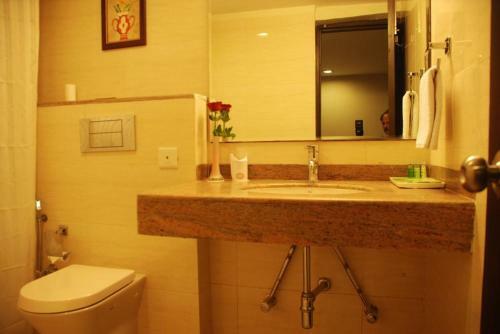 Mega Hotels